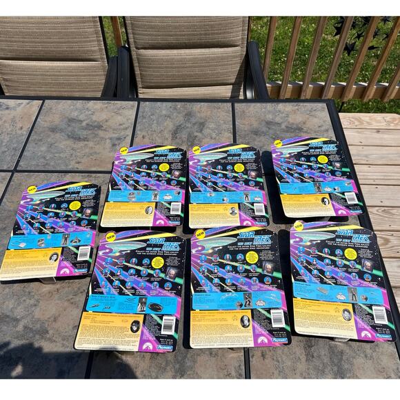 7 Star Trek Playmates 1993 Sky Box Collector Card Included New in Box - Picture 5 of 10